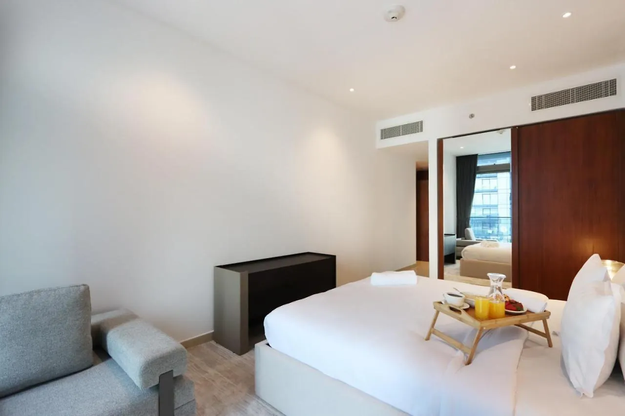 Luxury 2Br Waterfront Oasis In Marinagate - Livbnb Dubai 0*,