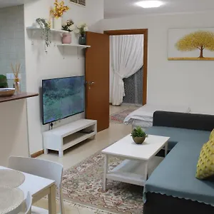 Newly Furnished Cozy 1 Bedroom Close To Jbr And Metro Апартаменты